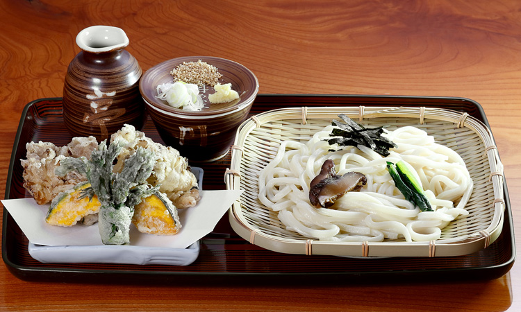 Tempura Zaru udon 1,375 yen (Tax Included)